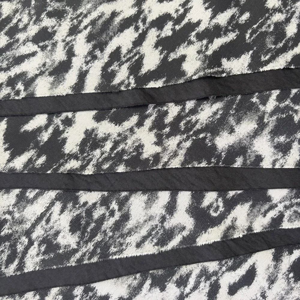 Chicos Black White Abstract Animal Print Tiered Ruffle Sleeveless Top (XL) 3 - Picture 3 of 9